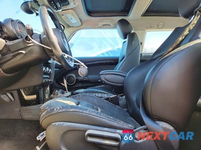 Zdjęcie 7 z 12 samochodu: 2015 MINI COOPER S VIN:WMWXP7C58F2A40155 - miniatura