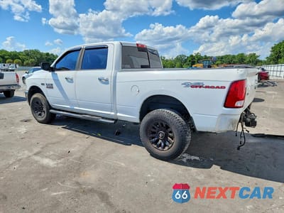 Drugie zdjęcie samochodu z przodu: 2015 RAM 2500 SLT VIN:3C6UR5DJ4FG620563 - miniatura