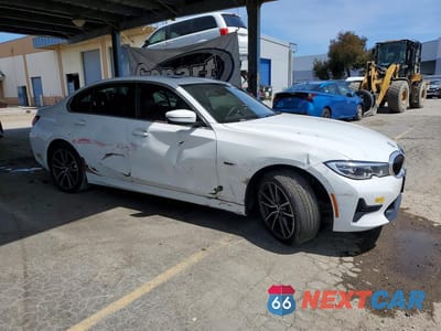 Czwarte zdjęcie samochodu z boku: 2022 BMW 330XE VIN:3MW5P9J00N8C76533 - miniatura
