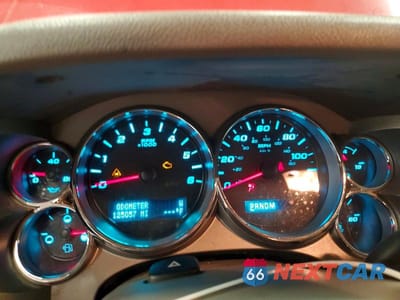 Zdjęcie 9 z 12 samochodu: 2009 GMC SIERRA K1500 VIN:3GTEK13359G146401 - miniatura