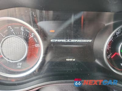 Zdjęcie 9 z 12 samochodu: 2015 DODGE CHALLENGER SXT VIN:2C3CDZAGXFH905758 - miniatura