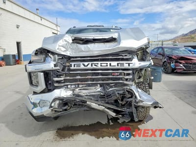 Piąte zdjęcie samochodu w środku: 2022 CHEVROLET SILVERADO K3500 LTZ VIN:1GC4YUEY7NF254938 - miniatura