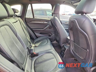 Zdjęcie 11 z 13 samochodu: 2016 BMW X1 XDRIVE28I VIN:WBXHT3Z32G4A47743 - miniatura