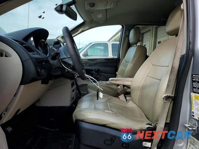Zdjęcie 7 z 13 samochodu: 2019 DODGE GRAND CARAVAN SE VIN:2C7WDGBG2KR792049 - miniatura