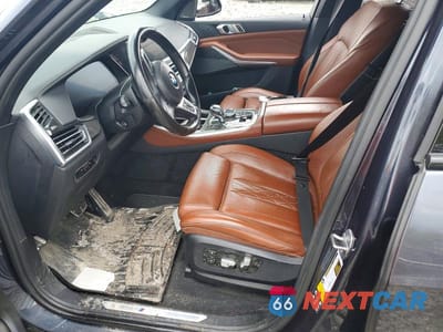 Zdjęcie 7 z 13 samochodu: 2022 BMW X5 M50I VIN:5UXJU4C05N9J68584 - miniatura