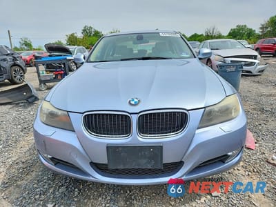 Piąte zdjęcie samochodu w środku: 2011 BMW 328 XI SULEV VIN:WBAPK5G51BNN29094 - miniatura