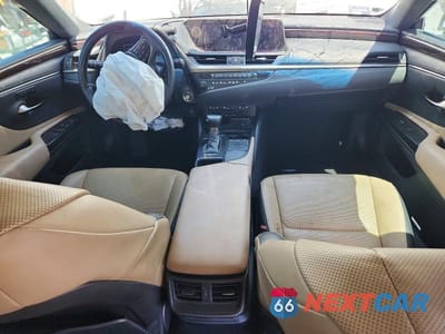 Zdjęcie 8 z 12 samochodu: 2019 LEXUS ES 350 VIN:58ABZ1B10KU046292 - miniatura