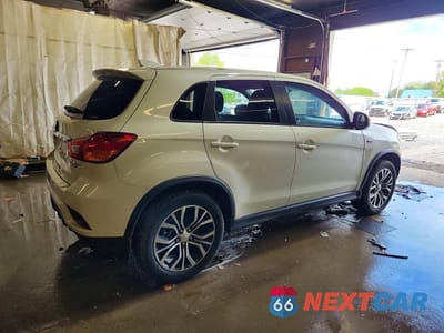 Trzecie zdjęcie samochodu z tyłu: 2018 MITSUBISHI OUTLANDER SPORT ES VIN:JA4AR3AU8JU021485 - miniatura