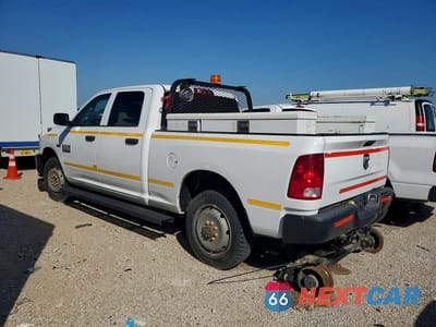Drugie zdjęcie samochodu z przodu: 2016 RAM 2500 ST VIN:3C6UR4CJ0GG309340 - miniatura