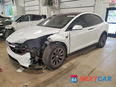 2019 TESLA MODEL X 5YJXCAE20KF197164 - główne zdjęcie licytacji z USA - miniatura