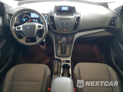 Zdjęcie 8 z 13 samochodu: 2015 FORD ESCAPE SE VIN:1FMCU0G73FUA52952 - miniatura