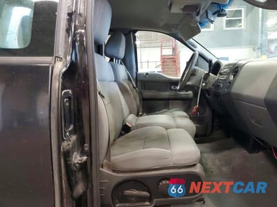 Zdjęcie 10 z 12 samochodu: 2004 FORD F150 VIN:1FTRF14W84NC40853 - miniatura