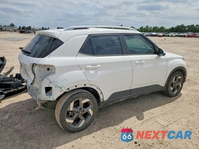 Trzecie zdjęcie samochodu z tyłu: 2024 HYUNDAI VENUE SEL VIN:KMHRC8A3XRU329084 - miniatura