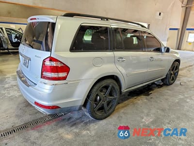 Trzecie zdjęcie samochodu z tyłu: 2008 MERCEDES-BENZ GL 450 4MATIC VIN:4JGBF71E28A301784 - miniatura
