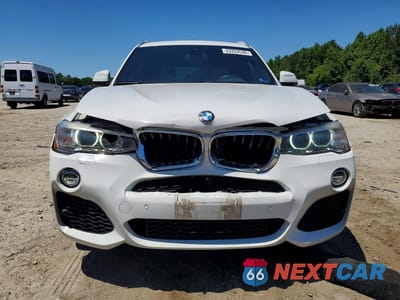 Piąte zdjęcie samochodu w środku: 2017 BMW X3 SDRIVE28I VIN:5UXWZ7C33H0V90123 - miniatura