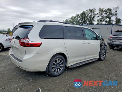 Trzecie zdjęcie samochodu z tyłu: 2019 TOYOTA SIENNA XLE 7-PASSENGER VIN:5TDDZ3DC3KS216793 - miniatura
