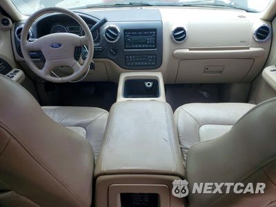 Zdjęcie 8 z 13 samochodu: 2007 FORD EXPEDITION VIN:1FMFU18575LA02317 - miniatura