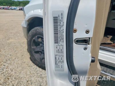 Zdjęcie 12 z 12 samochodu: 2015 RAM 1500 LONGHORN VIN:1C6RR7PT5FS557125 - miniatura