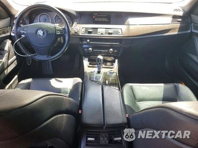 Zdjęcie 8 z 12 samochodu: 2013 BMW 528 I VIN:WBAXG5C50DDY33954 - miniatura
