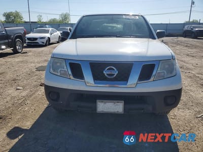 Piąte zdjęcie samochodu w środku: 2018 NISSAN FRONTIER S VIN:1N6BD0CT5JN700813 - miniatura