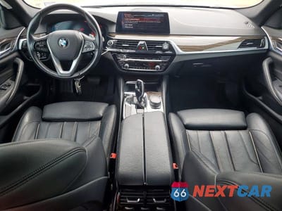Zdjęcie 8 z 12 samochodu: 2020 BMW 530 I VIN:WBAJR3C0XLCD18041 - miniatura