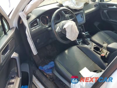 Zdjęcie 8 z 13 samochodu: 2020 VOLKSWAGEN TIGUAN SE VIN:3VV2B7AX3LM002643 - miniatura
