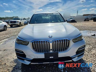 Piąte zdjęcie samochodu w środku: 2019 BMW X5 XDRIVE40I VIN:5UXCR6C5XKLK85383 - miniatura