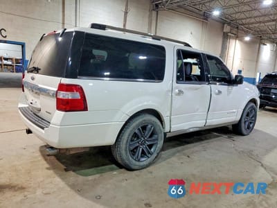 Trzecie zdjęcie samochodu z tyłu: 2016 FORD EXPEDITION EL PLATINUM VIN:1FMJK1MT1GEF10777 - miniatura