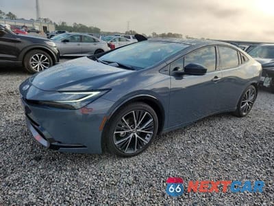 2026 TOYOTA PRIUS XLE JTDACAAU7T3066194 - główne zdjęcie licytacji z USA - miniatura
