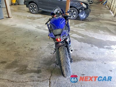 Czwarte zdjęcie samochodu z boku: 2025 YAMAHA YZFR7 VIN:JYARM38E0SA019248 - miniatura