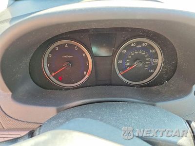 Zdjęcie 9 z 12 samochodu: 2017 HYUNDAI ACCENT SE VIN:KMHCT4AE6HU263213 - miniatura