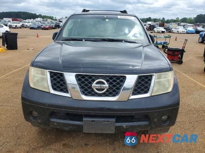 Piąte zdjęcie samochodu w środku: 2005 NISSAN PATHFINDER XE VIN:5N1AR18UX5C736081 - miniatura