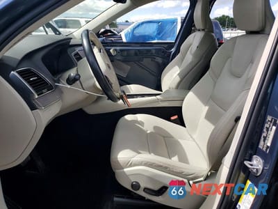 Zdjęcie 7 z 14 samochodu: 2023 VOLVO XC90 PLUS VIN:YV4062PN6P1997180 - miniatura