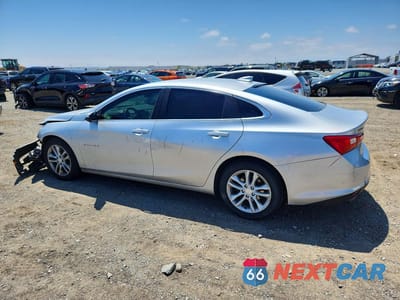 Drugie zdjęcie samochodu z przodu: 2018 CHEVROLET MALIBU LT VIN:1G1ZD5ST5JF228230 - miniatura