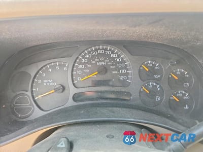 Zdjęcie 9 z 13 samochodu: 2004 CHEVROLET TAHOE K1500 VIN:1GNEK13Z44R260278 - miniatura