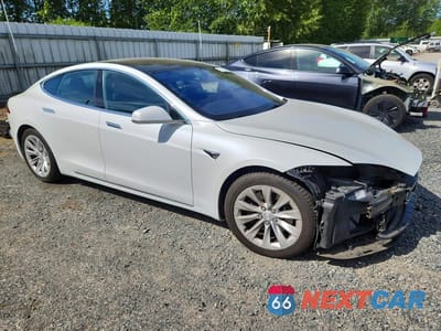 Czwarte zdjęcie samochodu z boku: 2019 TESLA MODEL S VIN:5YJSA1E27KF343804 - miniatura