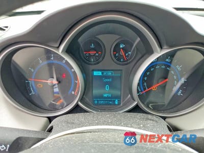 Zdjęcie 9 z 12 samochodu: 2014 CHEVROLET CRUZE LS VIN:1G1PA5SH3E7229470 - miniatura