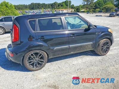 Trzecie zdjęcie samochodu z tyłu: 2013 KIA SOUL ! VIN:KNDJT2A65D7539317 - miniatura