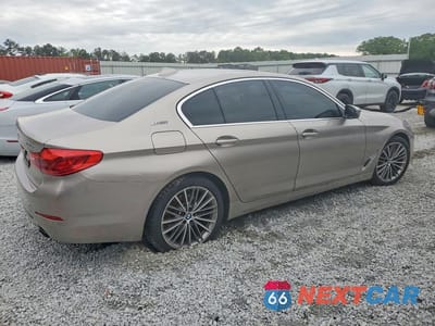 Trzecie zdjęcie samochodu z tyłu: 2019 BMW 530E VIN:WBAJA9C55KB389249 - miniatura
