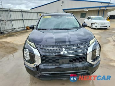 Piąte zdjęcie samochodu w środku: 2022 MITSUBISHI OUTLANDER ES VIN:JA4J3TA82NZ050753 - miniatura