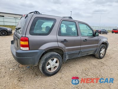 Trzecie zdjęcie samochodu z tyłu: 2003 FORD ESCAPE VIN:1FMYU92183KA01595 - miniatura