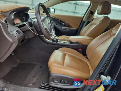 Zdjęcie 7 z 12 samochodu: 2014 BUICK LACROSSE VIN:1G4GB5GR5EF302944 - miniatura