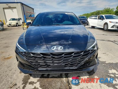 Piąte zdjęcie samochodu w środku: 2023 HYUNDAI ELANTRA SEL VIN:KMHLS4AG8PU444428 - miniatura