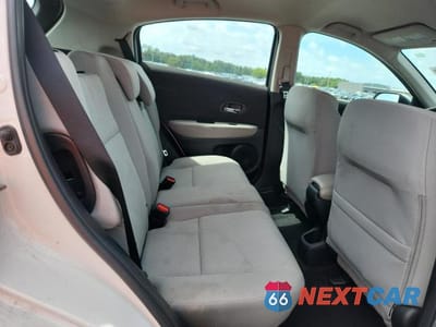 Zdjęcie 10 z 12 samochodu: 2022 HONDA HR-V LX VIN:3CZRU5H35NM714809 - miniatura