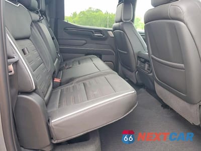Zdjęcie 10 z 12 samochodu: 2026 GMC SIERRA K1500 AT4X VIN:3GTUUFE84TG145193 - miniatura