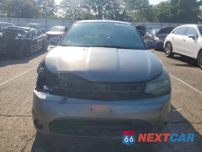 Piąte zdjęcie samochodu w środku: 2010 FORD FOCUS SES VIN:1FAHP3GN9AW190760 - miniatura