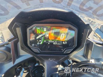 Zdjęcie 7 z 9 samochodu: 2025 KAWASAKI EX650 R VIN:ML5EXER18SDAG4219 - miniatura