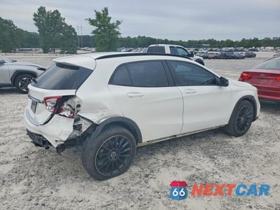 Trzecie zdjęcie samochodu z tyłu: 2018 MERCEDES-BENZ GLA 250 VIN:WDCTG4EB5JJ504821 - miniatura