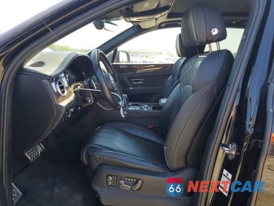 Zdjęcie 7 z 13 samochodu: 2017 BENTLEY BENTAYGA VIN:SJAAC2ZV5HC016003 - miniatura