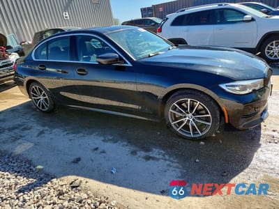 Czwarte zdjęcie samochodu z boku: 2021 BMW 330XI VIN:3MW5R7J08M8B60445 - miniatura